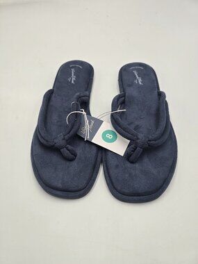 Universal Thread Sandal
